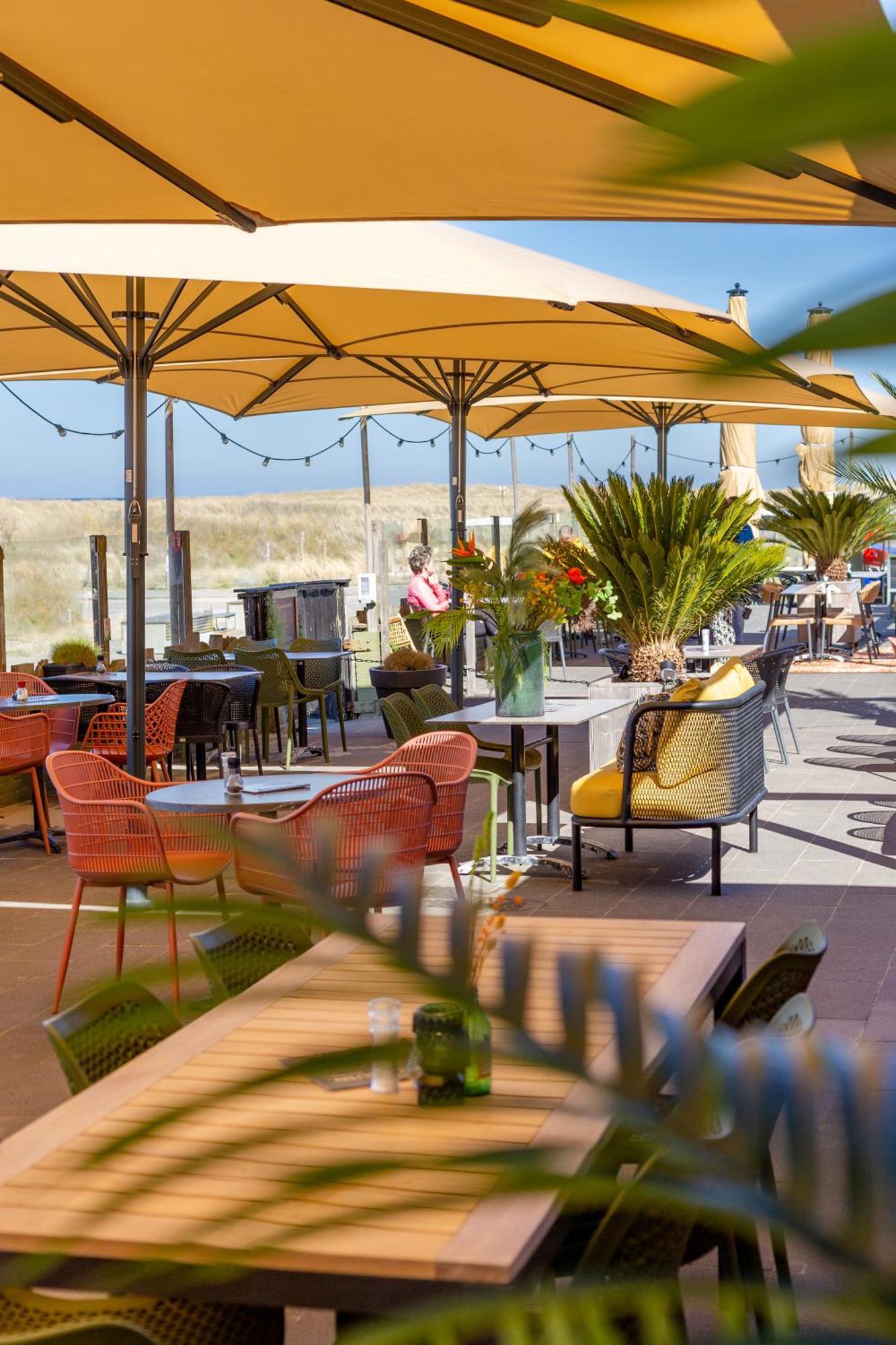 Strandhotel Camperduin スコールル エクステリア 写真